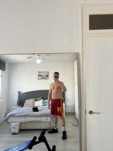 Chico busca chica en Alicante: 