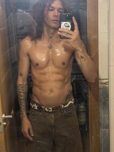 641120323: Chico busca chica en Madrid