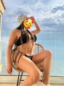 Chica busca chico en Granada: 