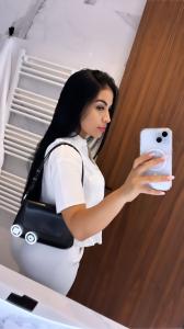 677526358: Chica busca chico en Navarra