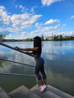 674832819: Chica busca chico en Navarra