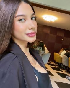 Chica busca chico en Ibiza: 