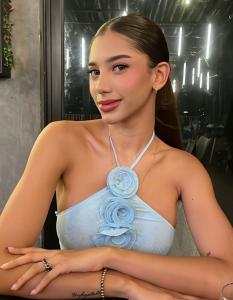 Chica busca chico en Ibiza: 