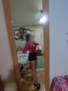 611436378: Chica busca chico en Granada