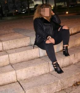 602588126: Chica busca chico en Sevilla