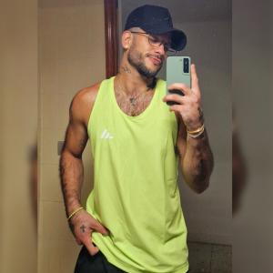 Chico busca chica en Las Palmas: 