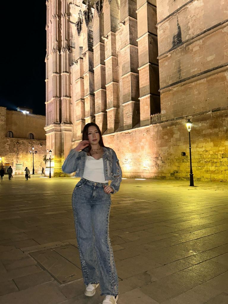 Chica busca chico en Alicante: 