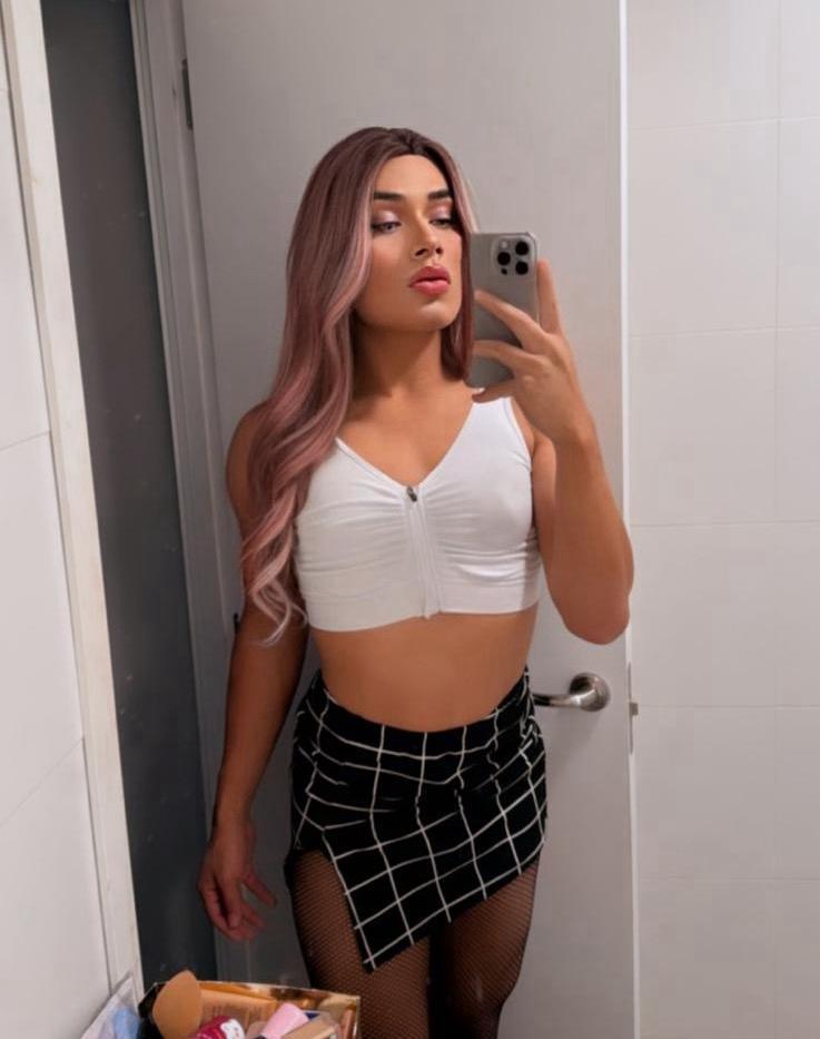 613275192: Transexual en Valencia