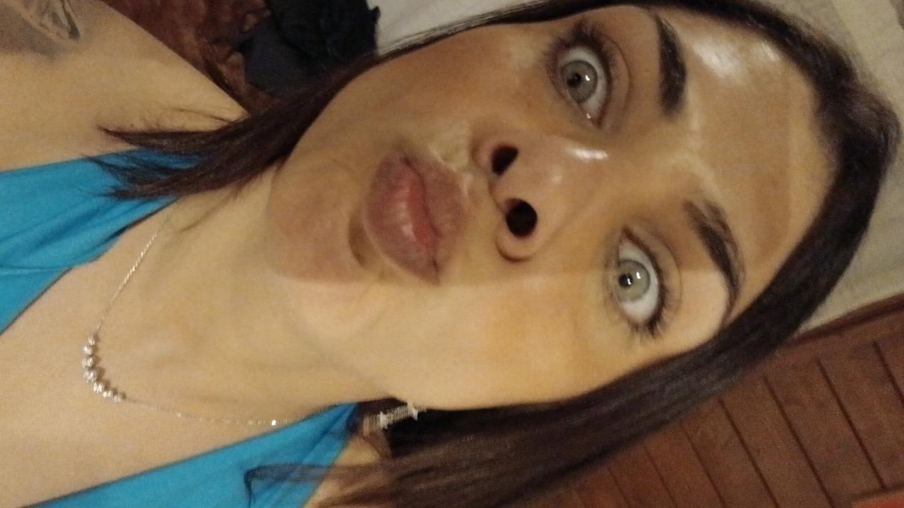 Chica busca chico en Cádiz: 