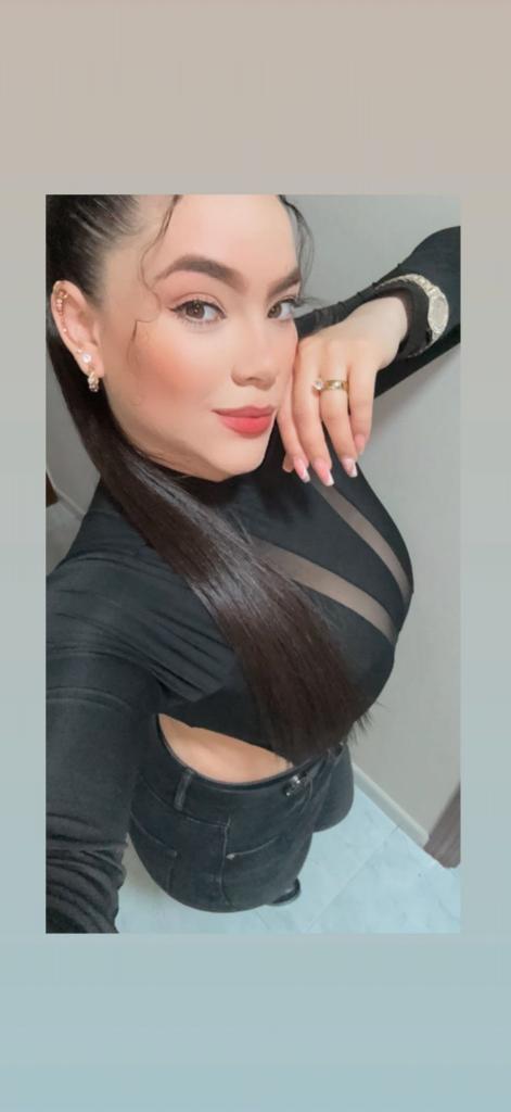 Chica busca chico en Tenerife: 