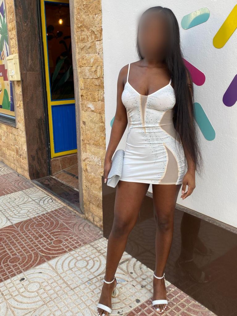 613255342: Chica busca chico en Alicante