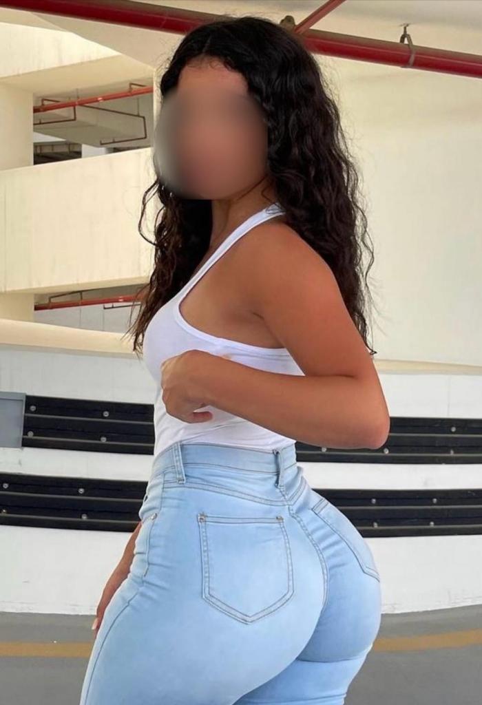 Chica busca chico en Mallorca: 