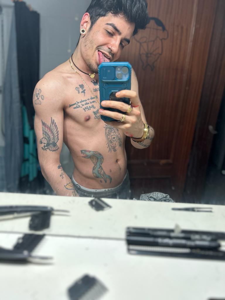 Chico busca chica en Tarragona: 