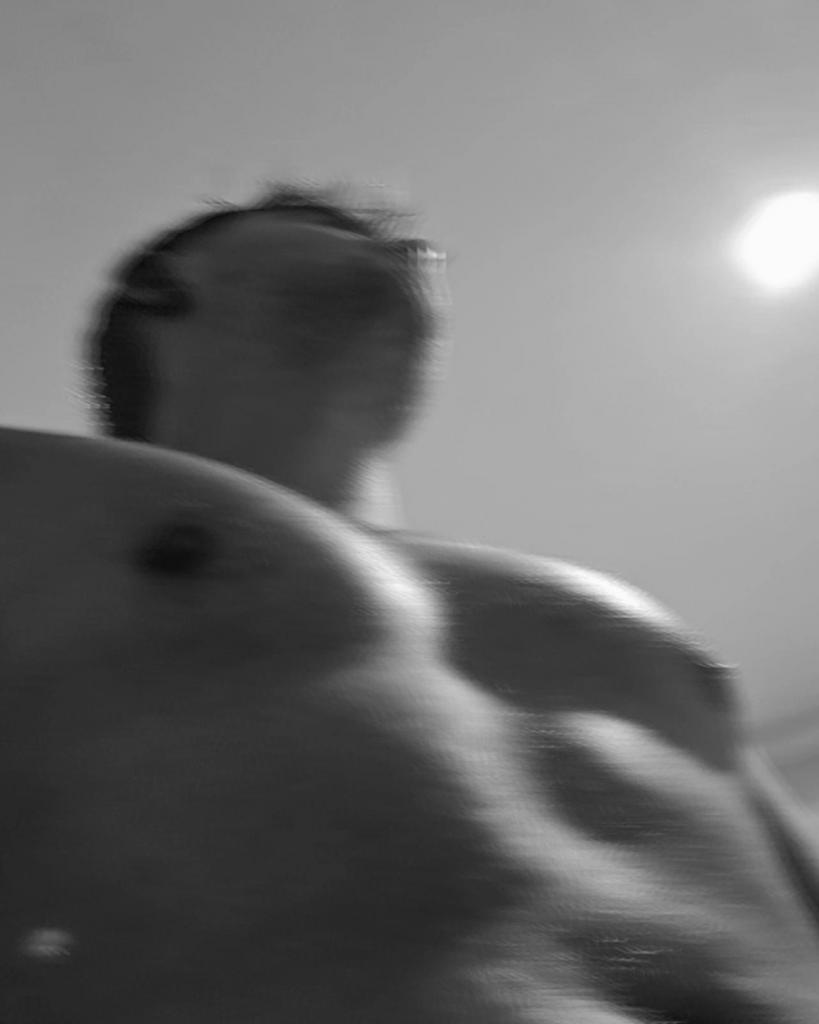 744622667: Chico busca chica en Sevilla