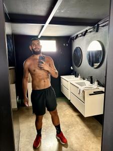 742072176: Chico busca chica en Madrid