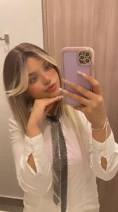 603410234: Chica busca chico en Barcelona