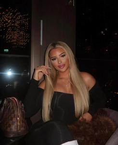 671835119: Chica busca chico en Málaga