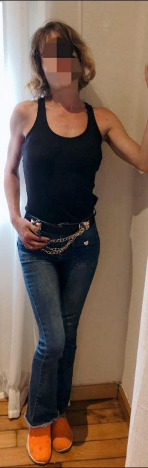 678369047: Chica busca chico en Asturias