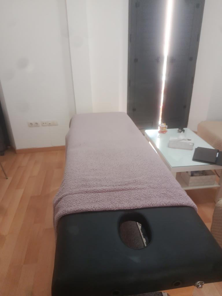 742015113: Chica busca chico en Granada