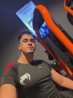 691606501: Chico busca chica en Valencia