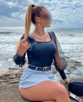 657470239: Chica busca chico en La Coruña