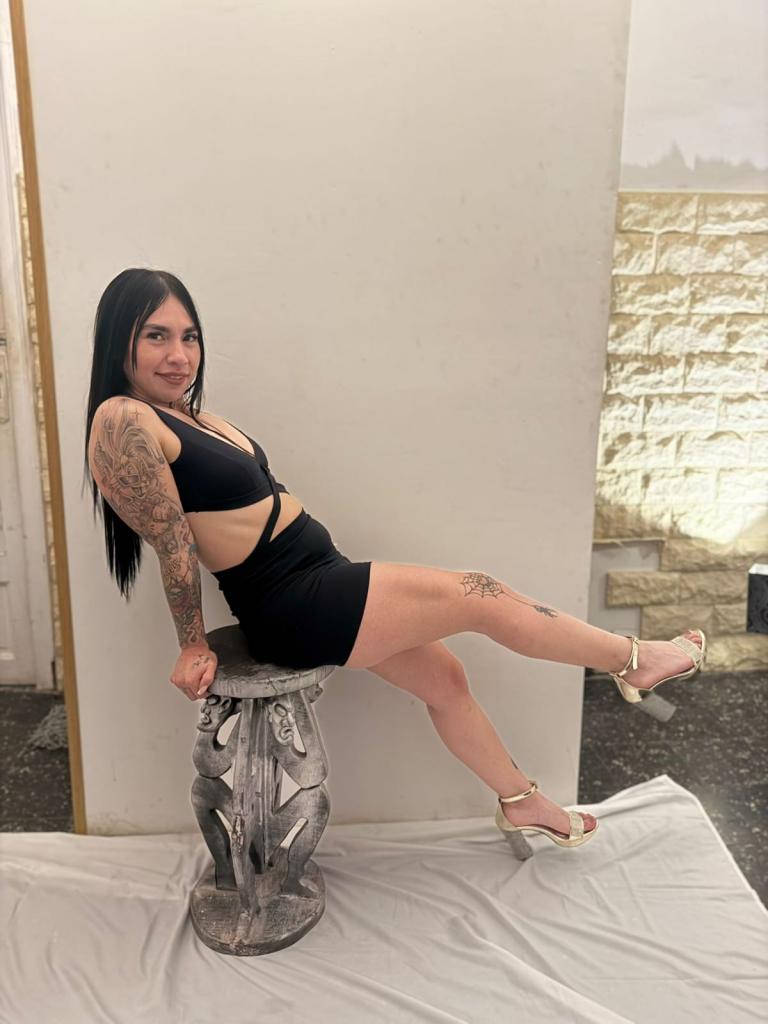 Chica busca chico en Huelva: 