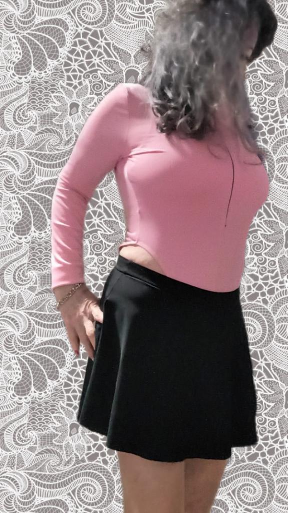 Chica busca chico en Almería: 