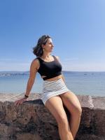 697696775: Chica busca chico en Barcelona