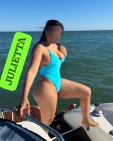 631379748: Chica busca chico en Barcelona