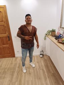 643564317: Chico busca chica en Madrid