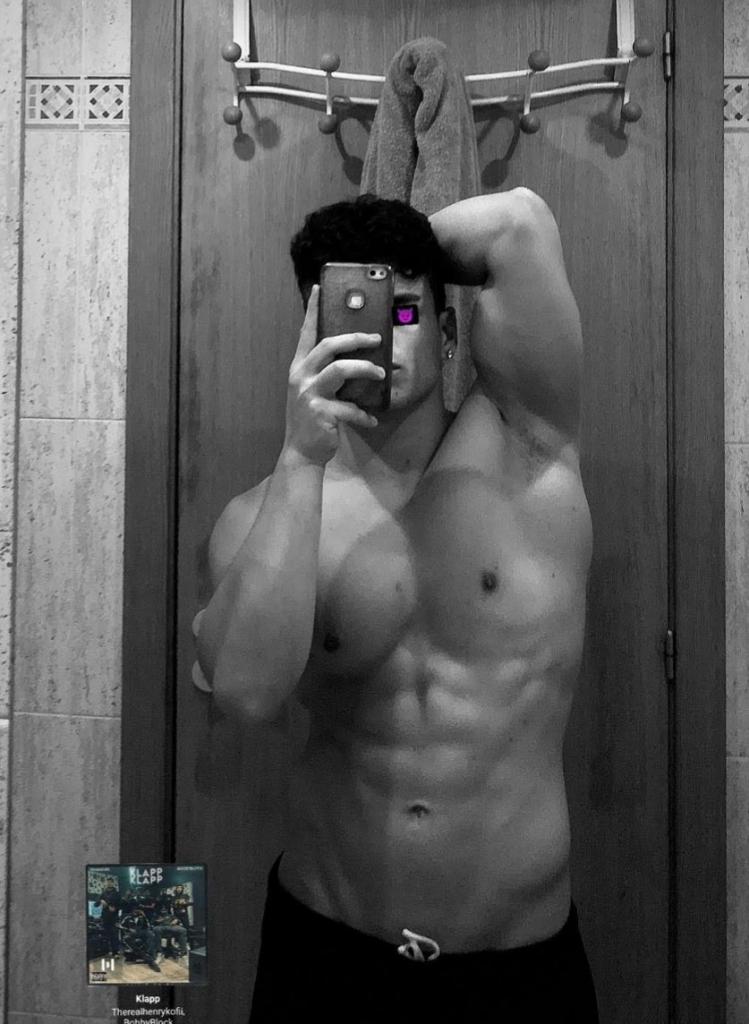 Chico busca chica en Barcelona: 