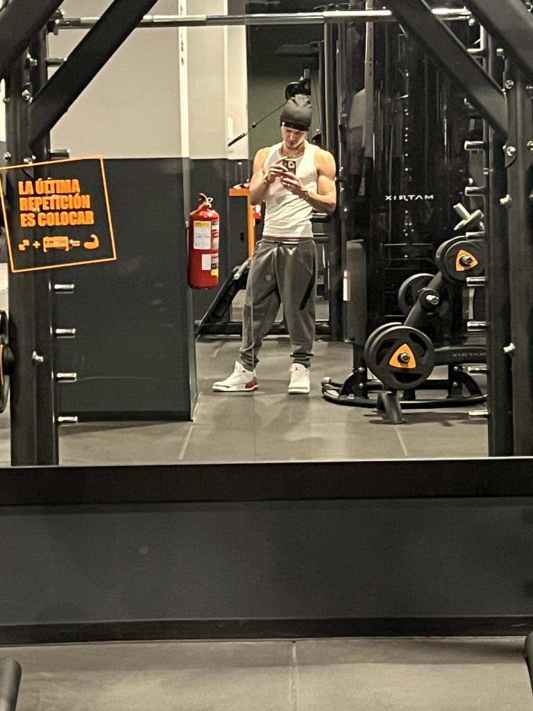 Chico busca chica en Albacete: 