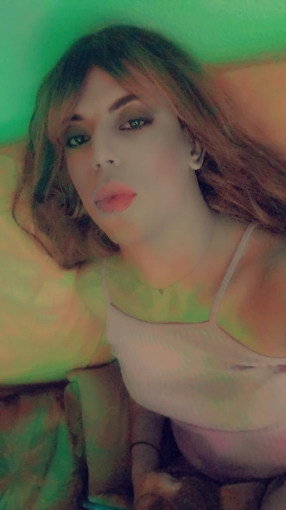 637410472: Travesti en Sevilla