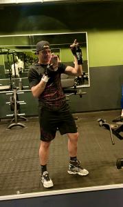 614772935: Chico busca chica en Sevilla