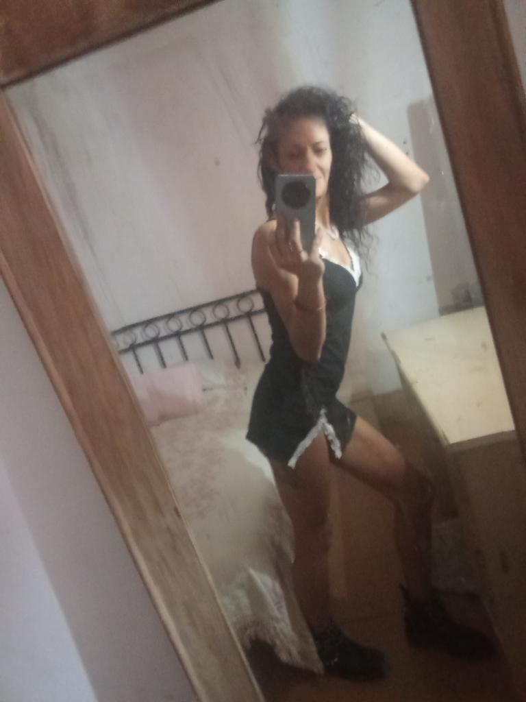 Chica busca chico en Alicante: 