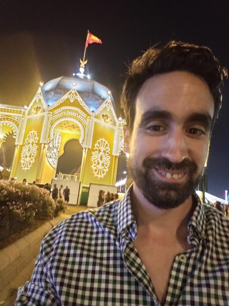 613872363: Chico busca chica en León