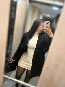 672560548: Chica busca chico en Granada