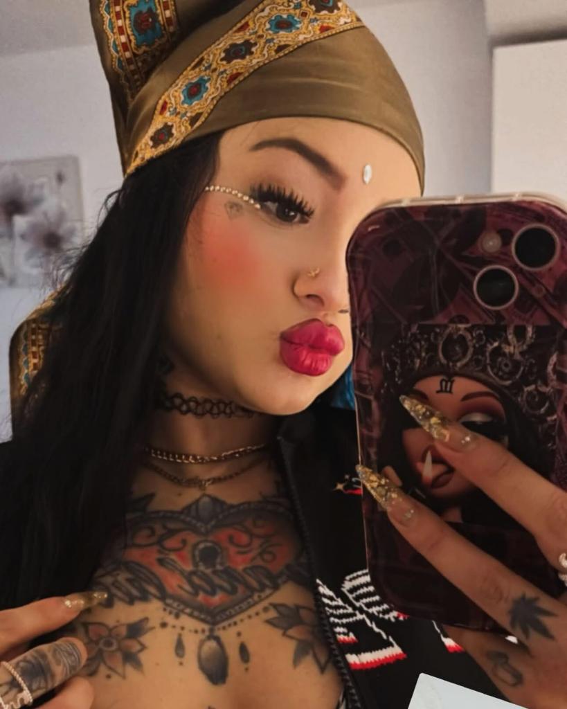 Chica busca chico en Murcia: 