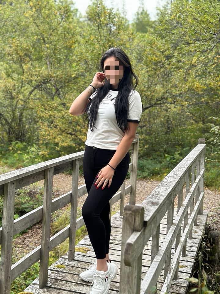 Chica busca chico en Cádiz: 