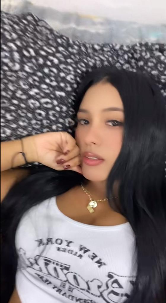 Chica busca chico en Tenerife: 