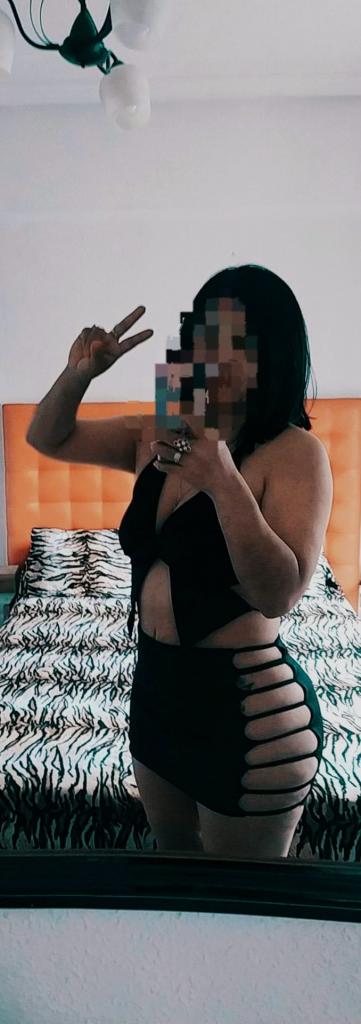 Chica busca chico en Murcia: 