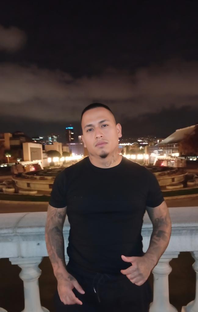 Chico busca chica en Barcelona: 