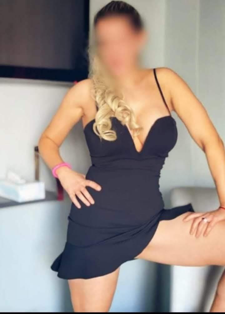613963369: Chica busca chico en Alicante
