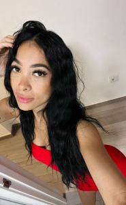 651935493: Chica busca chico en Ibiza