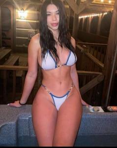 614773564: Chica busca chico en La Coruña