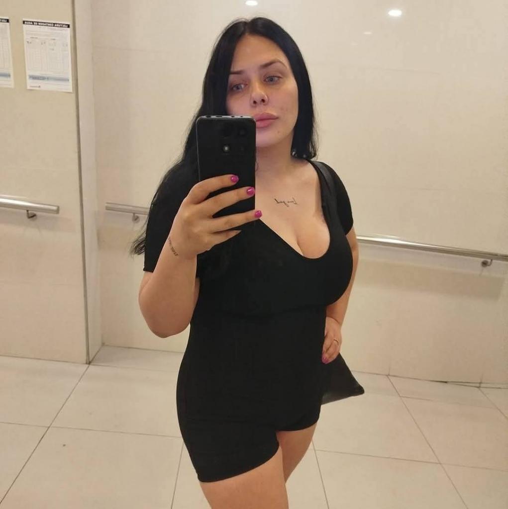 Chica busca chico en Granada: 