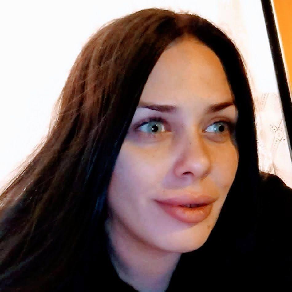 613965041: Chica busca chico en Granada