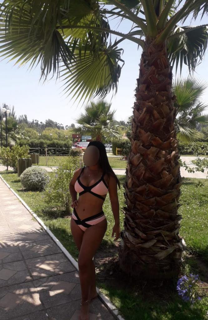 696775058: Chica busca chico en Málaga