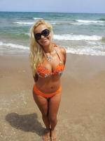 674378704: Chica busca chico en Gerona