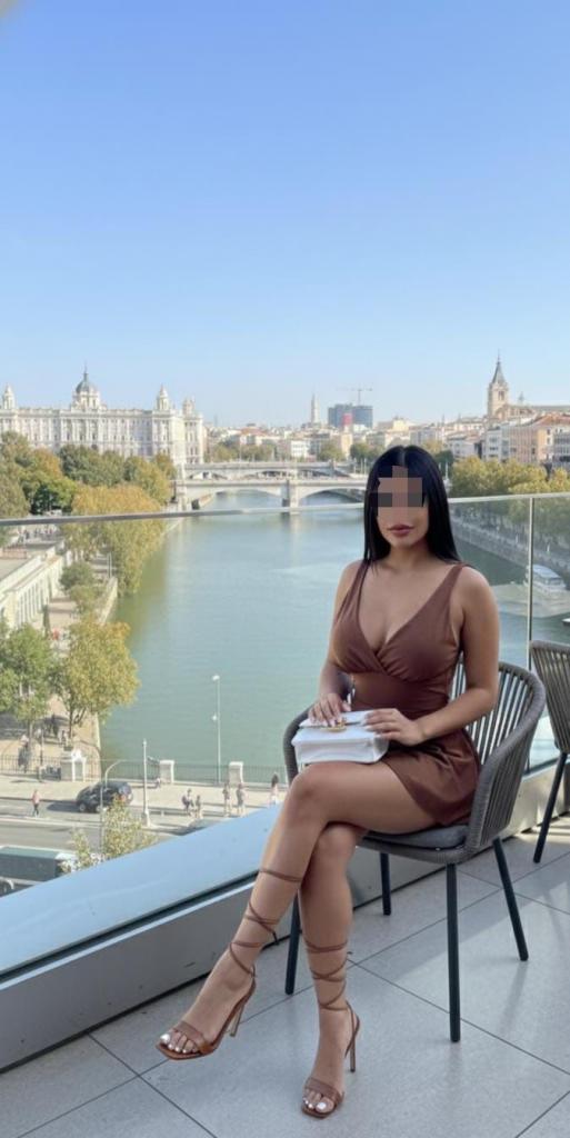 637908007: Chica busca chico en Madrid